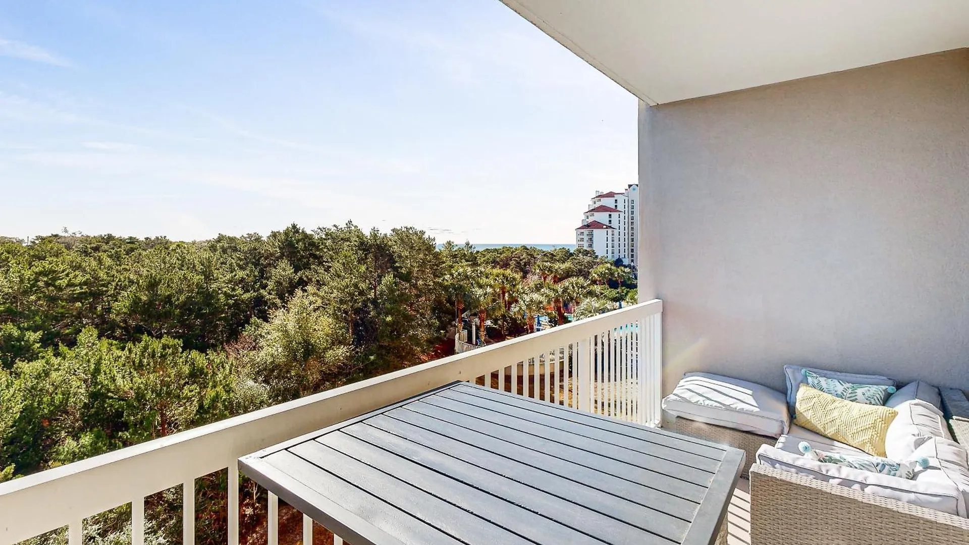 Apartment Tops'L Summit VI Destin